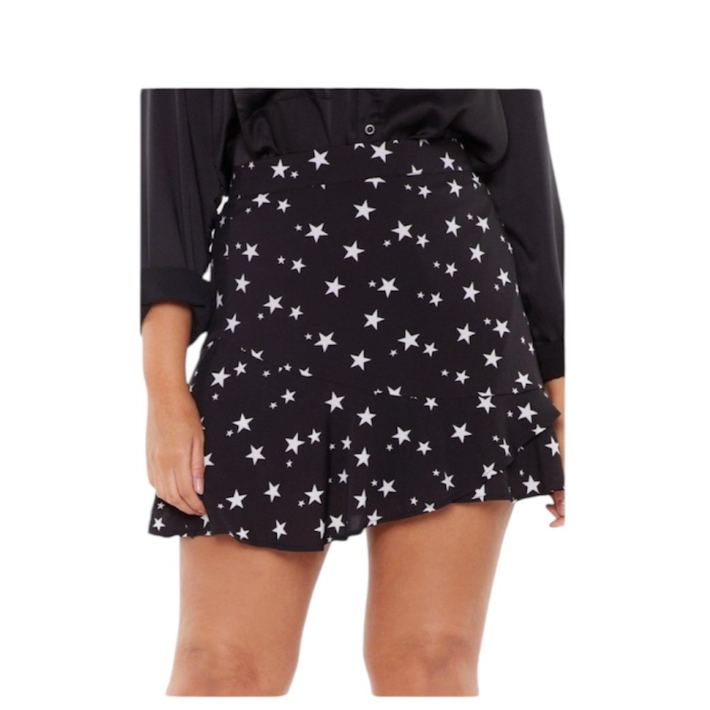 Nasty Gal star print skirt NWT